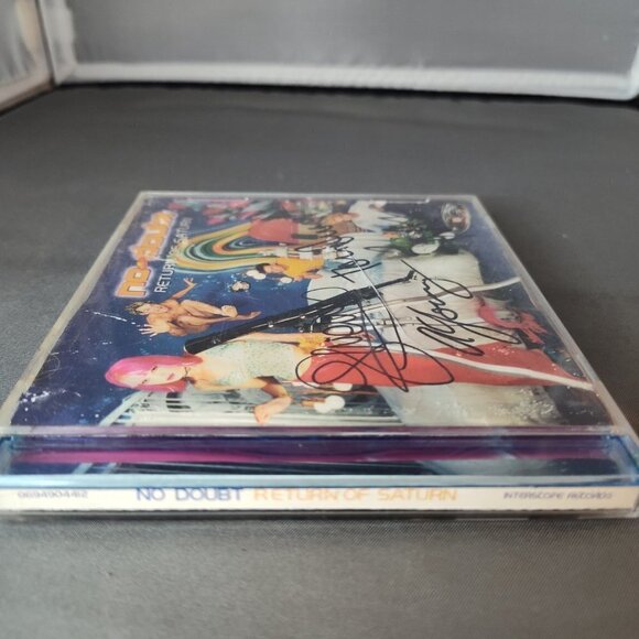 Rare! No Doubt Signed Autographed by All Members Return of Saturn Interscope CD - Picture 6 of 10